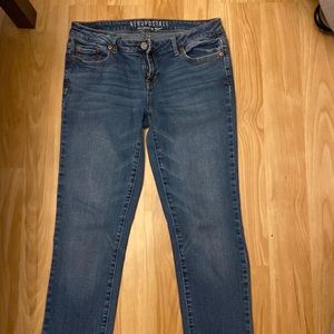 Women’s Aeropostale jeans-size 8 short